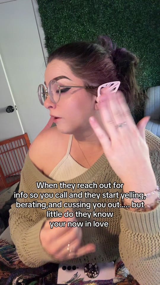 Post 2 by Corin Davis on TikTok (video)