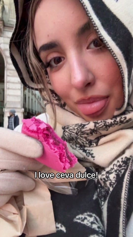 Post 6 by Maria Dinu on TikTok (video)