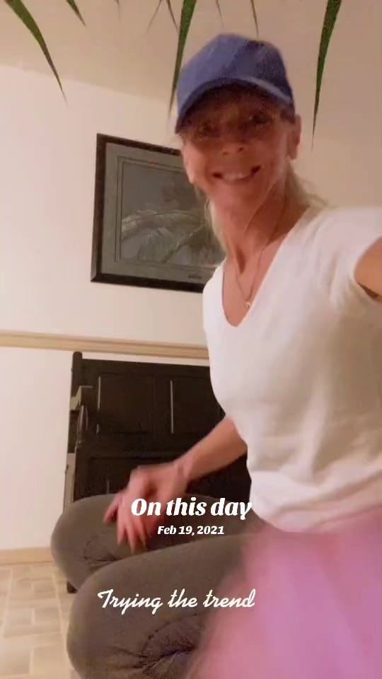 Post 1 by Laura J 🇨🇦 on TikTok (video)