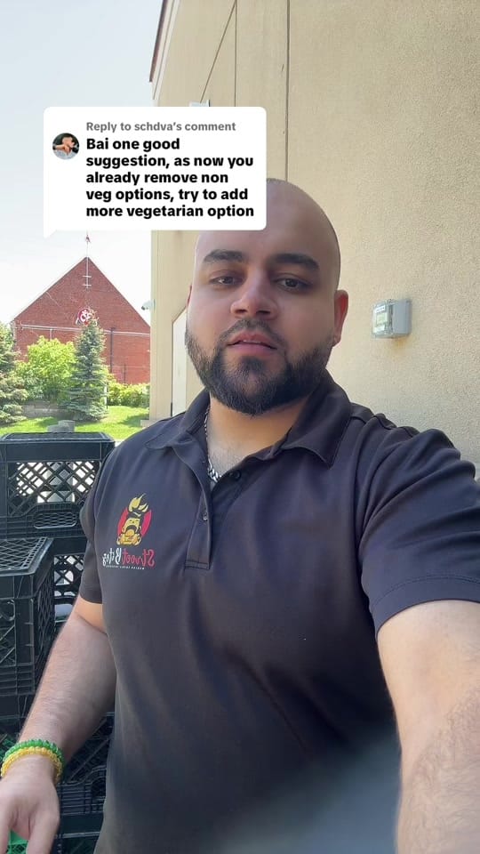 Post 7 by Street Bitez on TikTok (video)