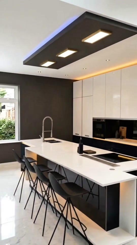 Post 5 by KV DESIGNS on TikTok (video)