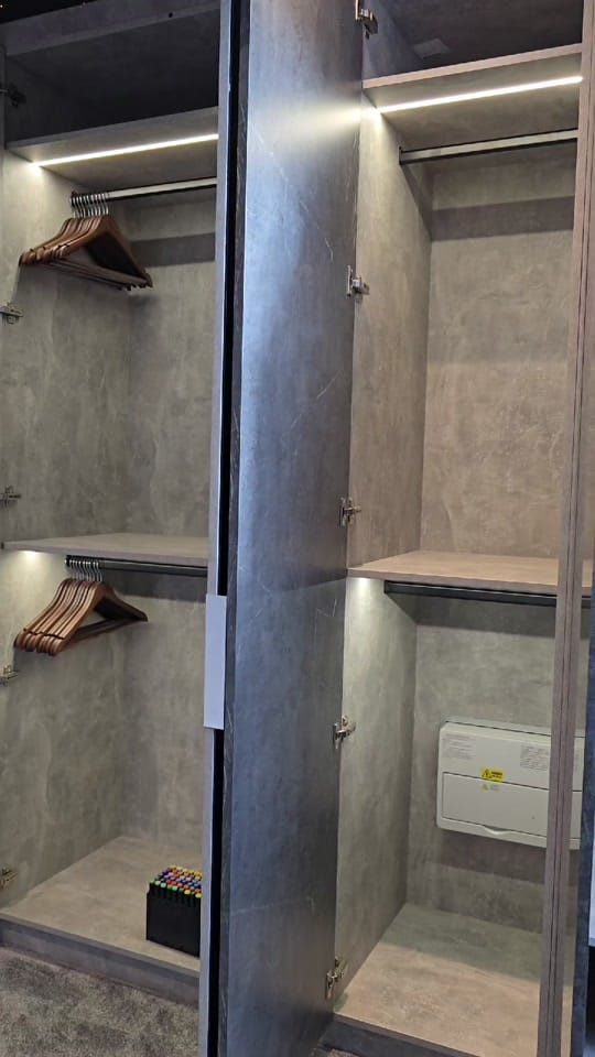 Post 4 by KV DESIGNS on TikTok (video)