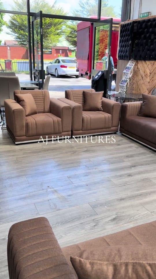 Post 1 by AJ FURNITURES on TikTok (video)