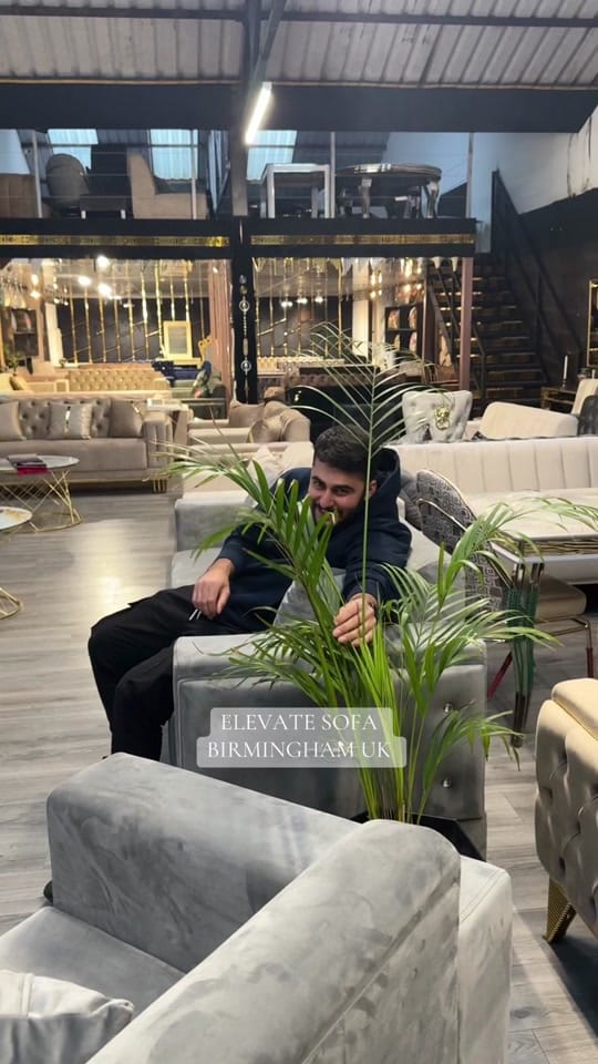 Post 8 by AJ FURNITURES on TikTok (video)
