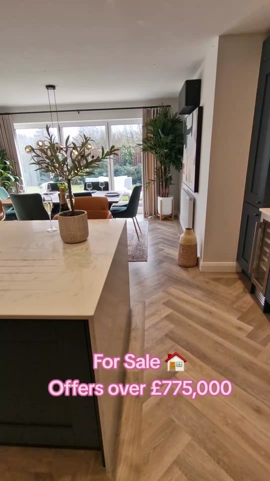Post 8 by Natalie Freeman The Avenue on TikTok (video)