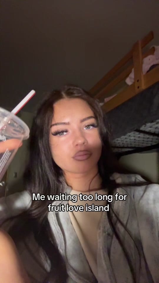 Post 4 by Tatiana on TikTok (video)