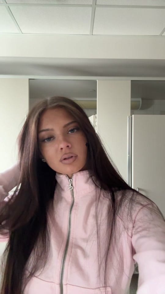 Post 6 by Tatiana on TikTok (video)