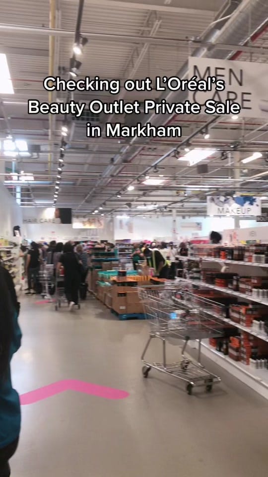 Post 9 by Tiff Eats (Toronto) on TikTok (video)
