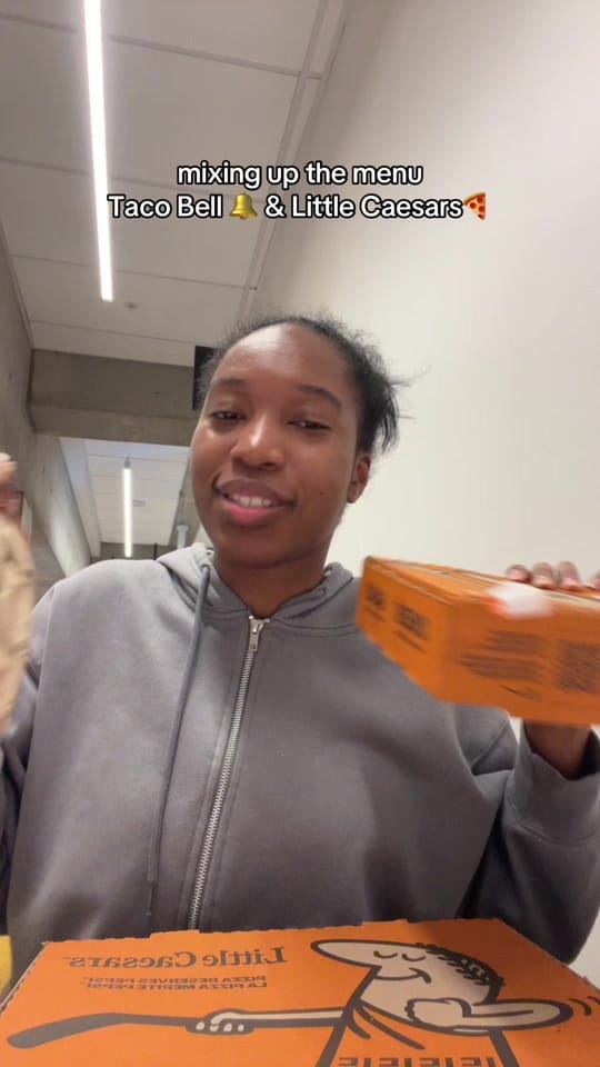 Post 6 by veronica beia on TikTok (video)