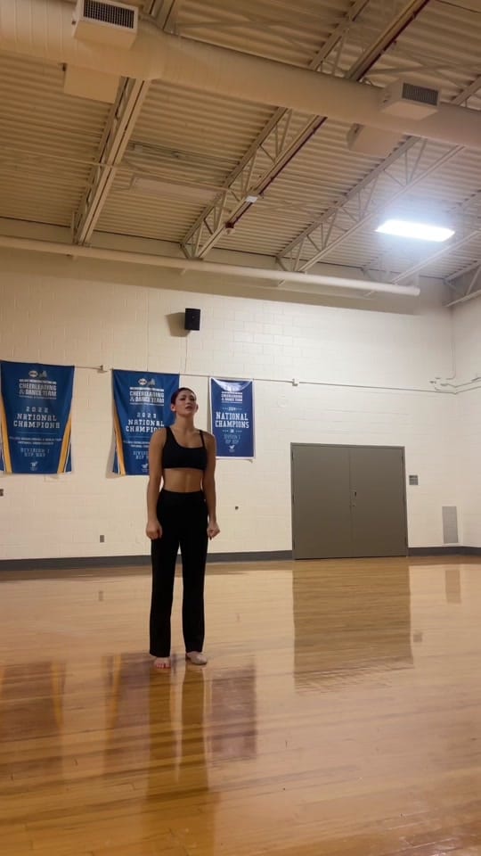 Post 2 by julia mae on TikTok (video)