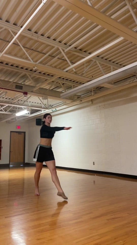 Post 6 by julia mae on TikTok (video)