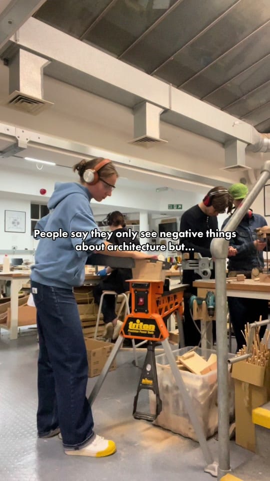Post 9 by Liza from London on TikTok (video)
