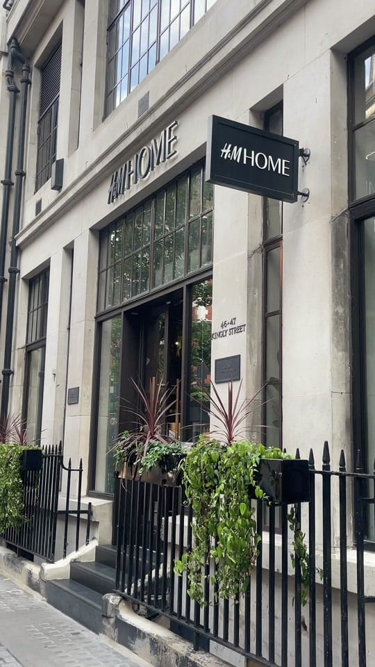 Post 2 by Jen + Mar | Interior Design on TikTok (video)
