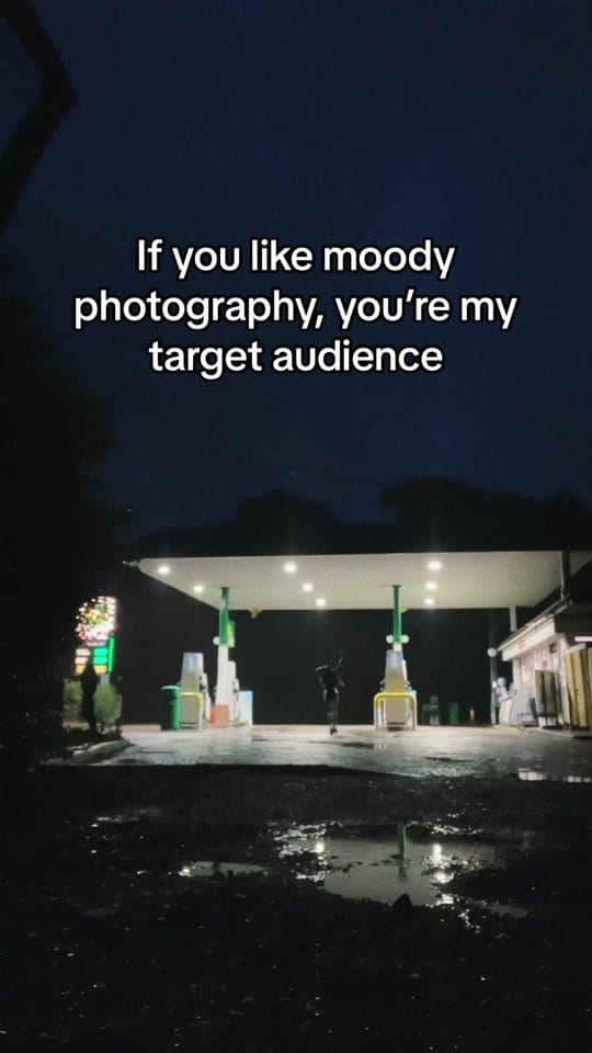 Post 1 by Lola | photographer on TikTok (video)