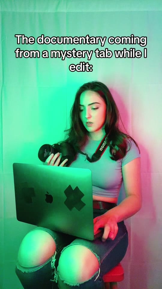 Post 4 by Lola | photographer on TikTok (video)