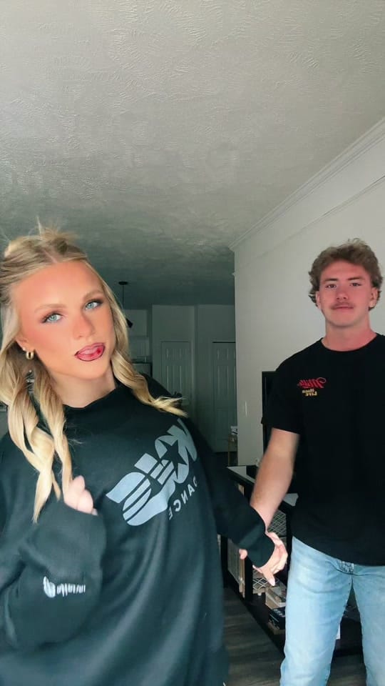 Post 4 by mercedeslorentz on TikTok (video)