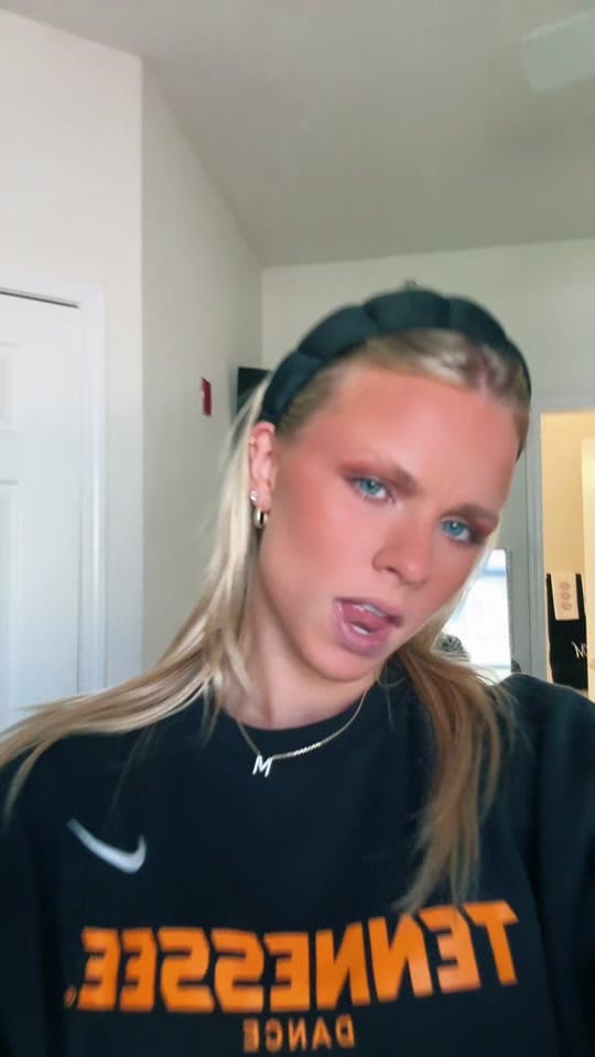 Post 3 by mercedeslorentz on TikTok (video)