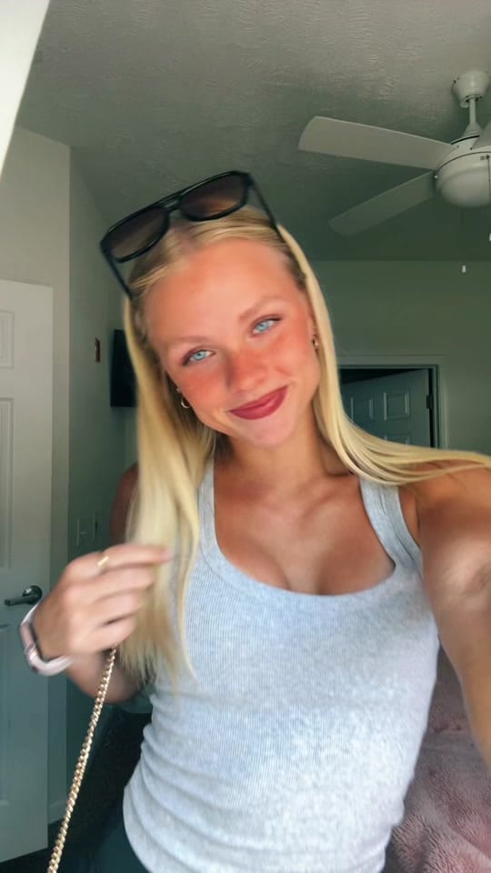 Post 1 by mercedeslorentz on TikTok (video)