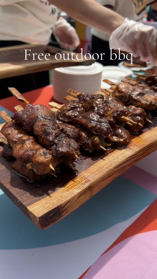 Post 1 by Toronto Chubby Donkey on TikTok (video)