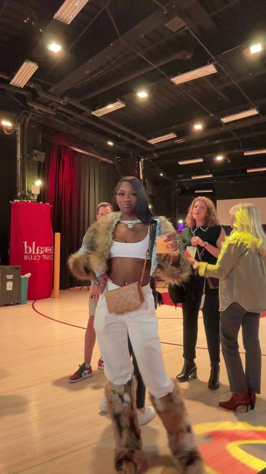 Post 8 by LIFEasAaliyahmarie on TikTok (video)