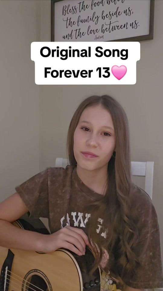 Post 10 by Khloegracemusic on TikTok (video)