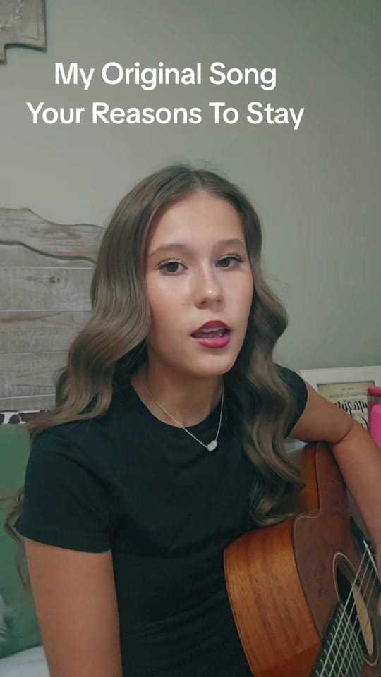 Post 8 by Khloegracemusic on TikTok (video)
