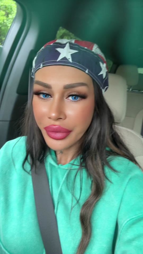 Post 6 by LennaHorvath on TikTok (video)