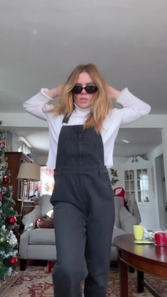 Post 4 by Chelsea Matkins on TikTok (video)