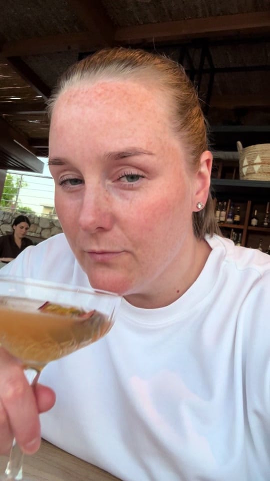 Post 1 by Joanne Hay Decorating on TikTok (video)