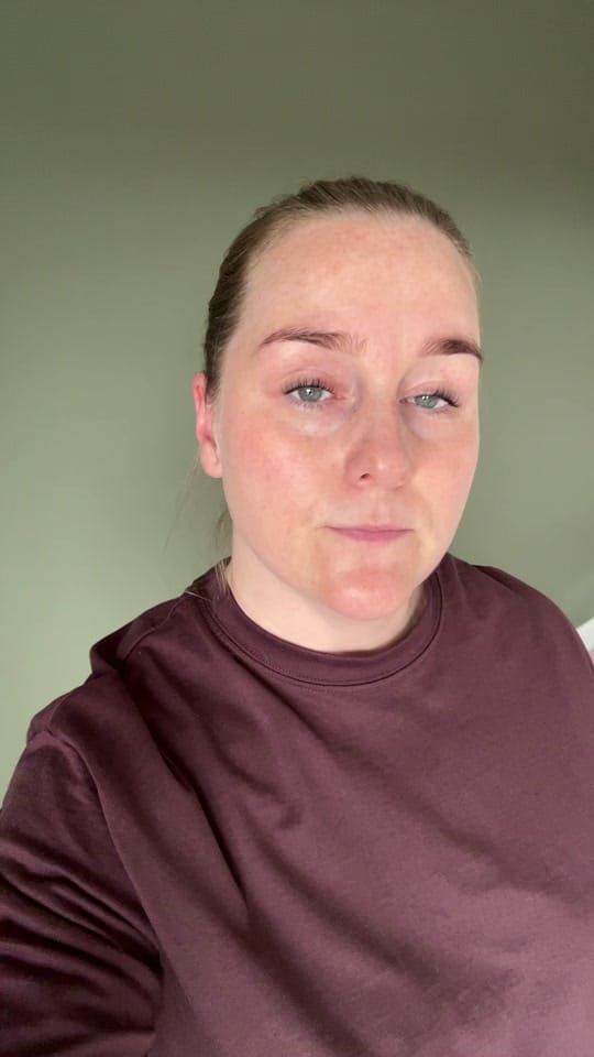Post 6 by Joanne Hay Decorating on TikTok (video)