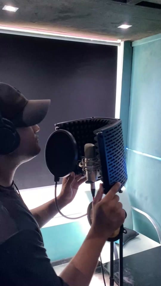 Post 1 by DJ 2S ✔️ on TikTok (video)