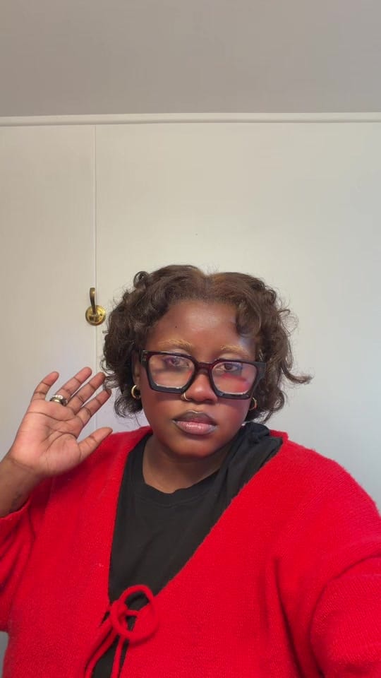 Post 7 by GloireLepiesza on TikTok (video)