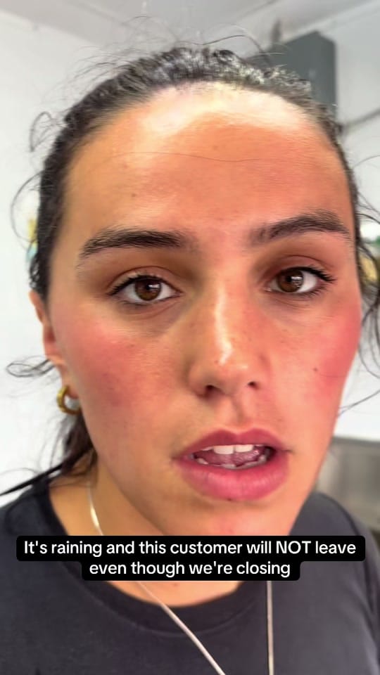 Post 8 by julia.boel on TikTok (video)