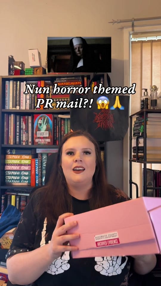 Post 7 by anna.reads.horror on TikTok (video)