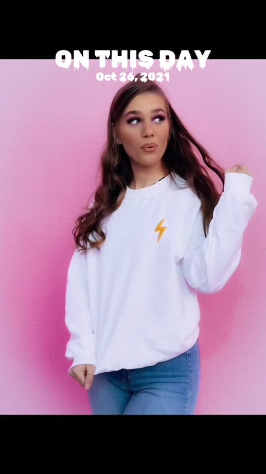 Post 9 by 𝕝𝕠𝕧𝕖𝕝𝕪 𝕕𝕒𝕙𝕙𝕝𝕚𝕟𝕘 on TikTok (video)