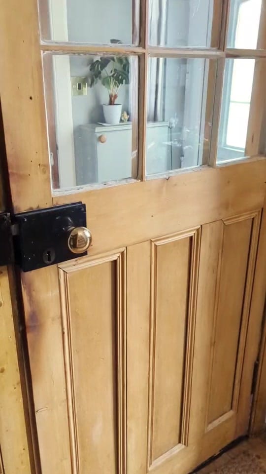 Post 9 by Kate on TikTok (video)