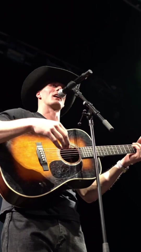 Post 10 by Jackson Perkins on TikTok (video)