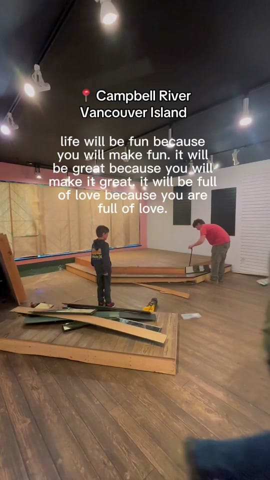 Post 3 by Westcoast Wildflowers on TikTok (video)