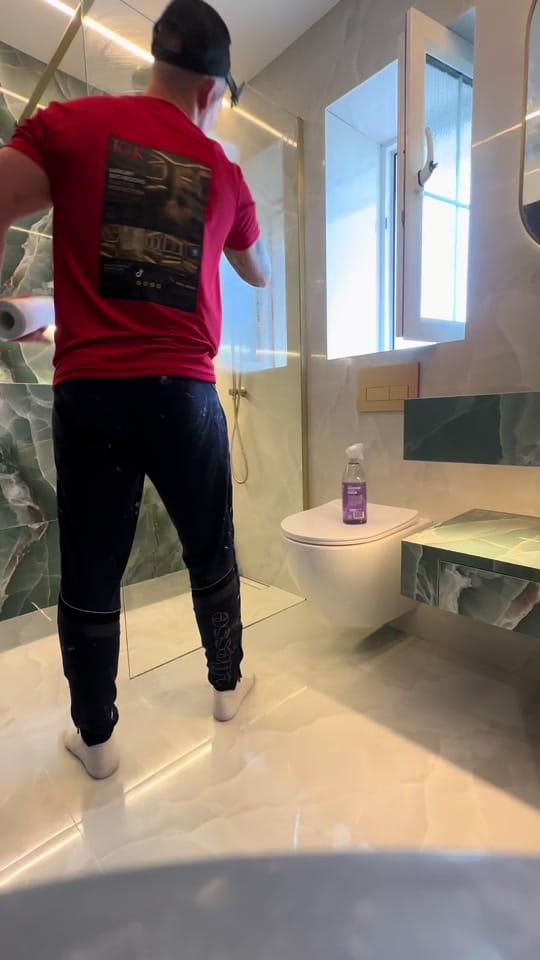 Post 7 by K&K Bathroom Solutions on TikTok (video)
