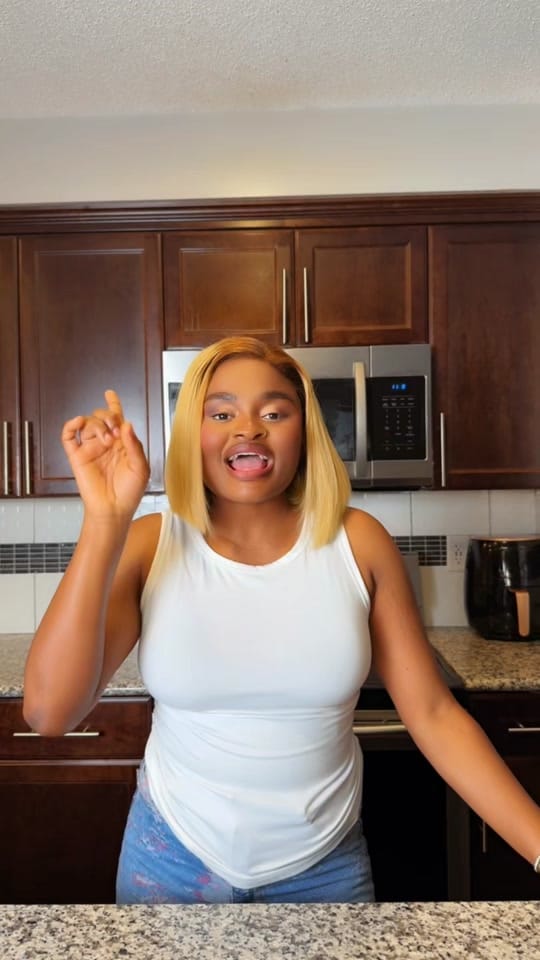 Post 5 by Mommy Vans Kitchen🇨🇦🇨🇲🇳🇬 on TikTok (video)