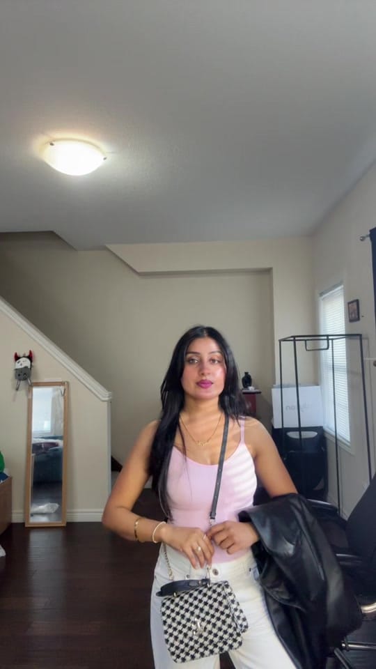 Post 2 by Avneetbachhal on TikTok (video)