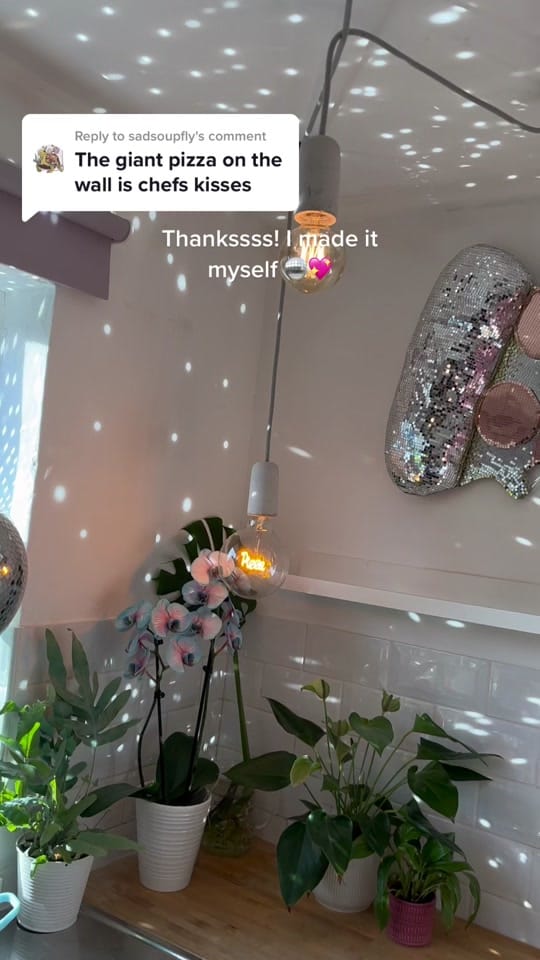 Post 10 by Sophie Town Girl on TikTok (video)