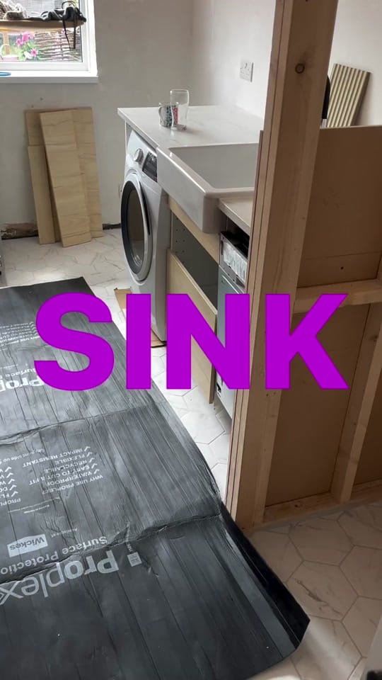 Post 1 by Sophie Town Girl on TikTok (video)