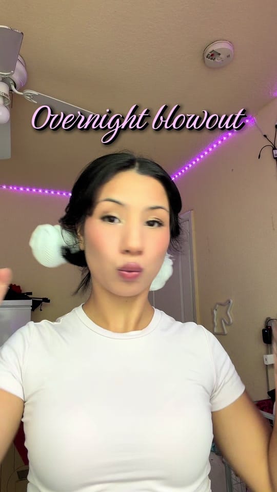 Post 2 by Hola soy Cami on TikTok (video)