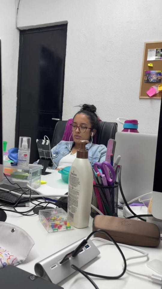 Post 2 by Los Pelex Podcast on TikTok (video)