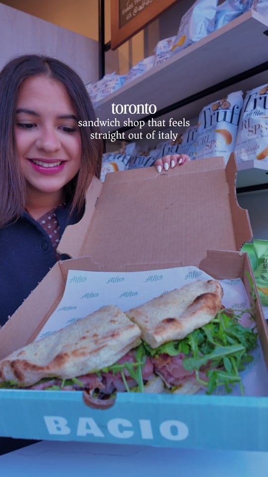 Post 4 by sarita | latina in toronto on TikTok (video)