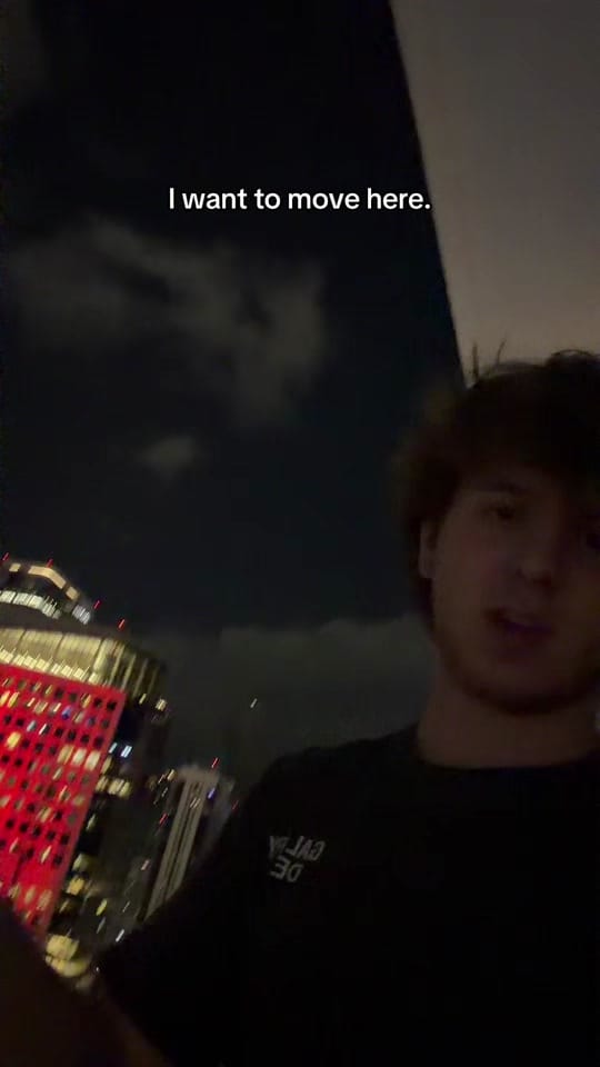 Post 7 by Olyons on TikTok (video)