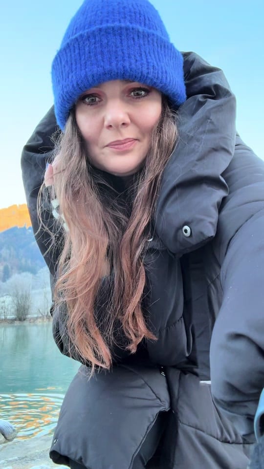 Post 2 by Kim on TikTok (video)