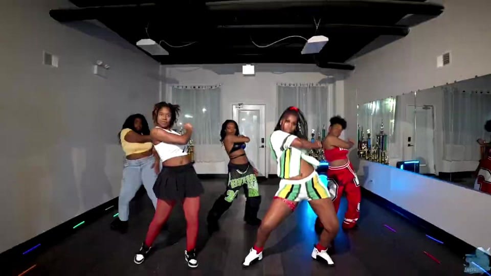 Post 9 by Jasmine on TikTok (video)
