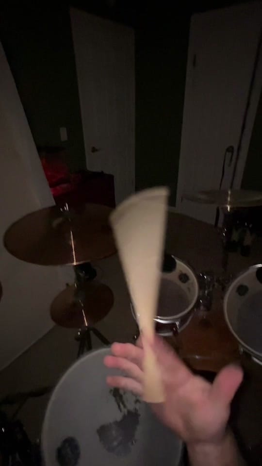 Post 9 by kr.drums on TikTok (video)